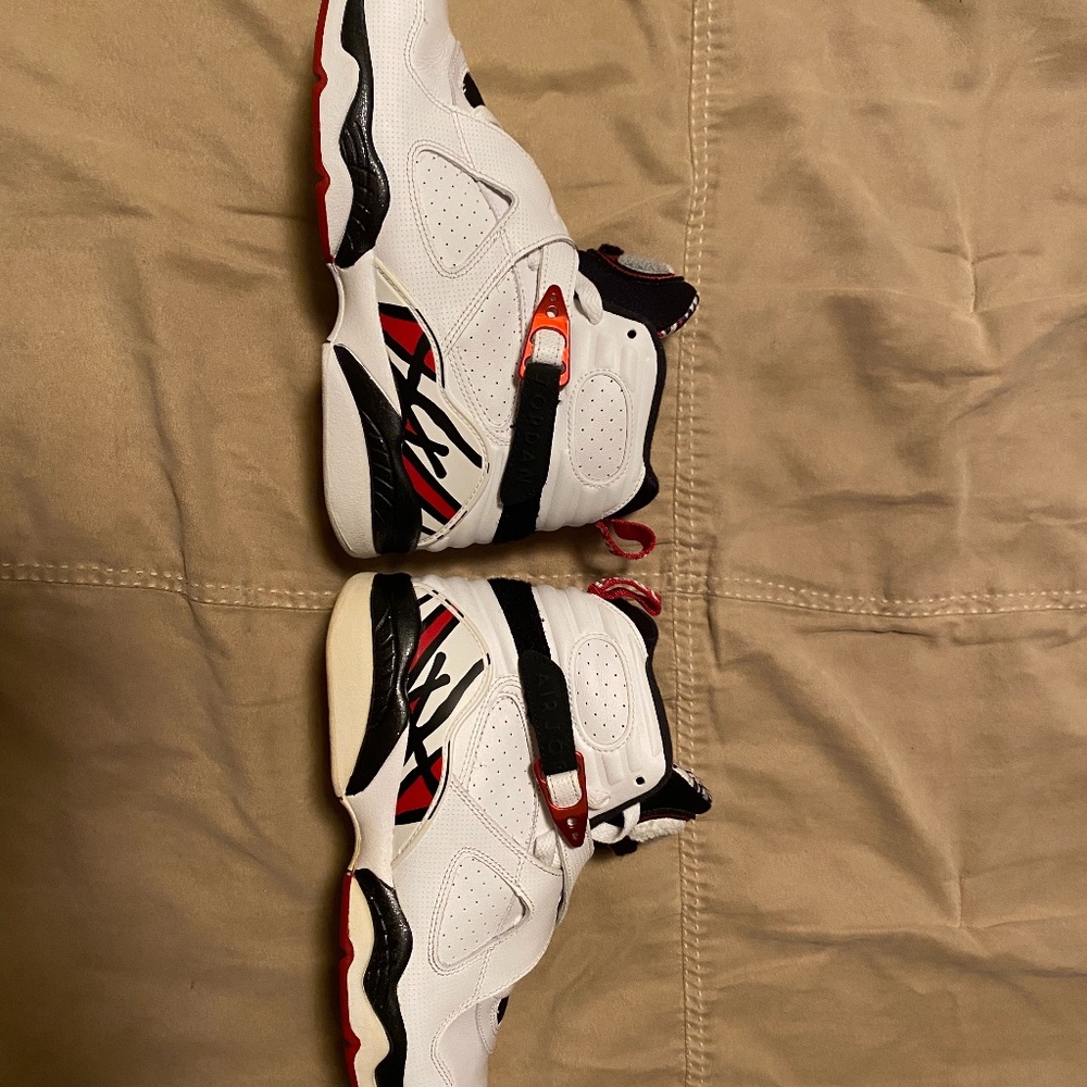 Size 6 1/2 youth Nike Air Jordan 8 Retro